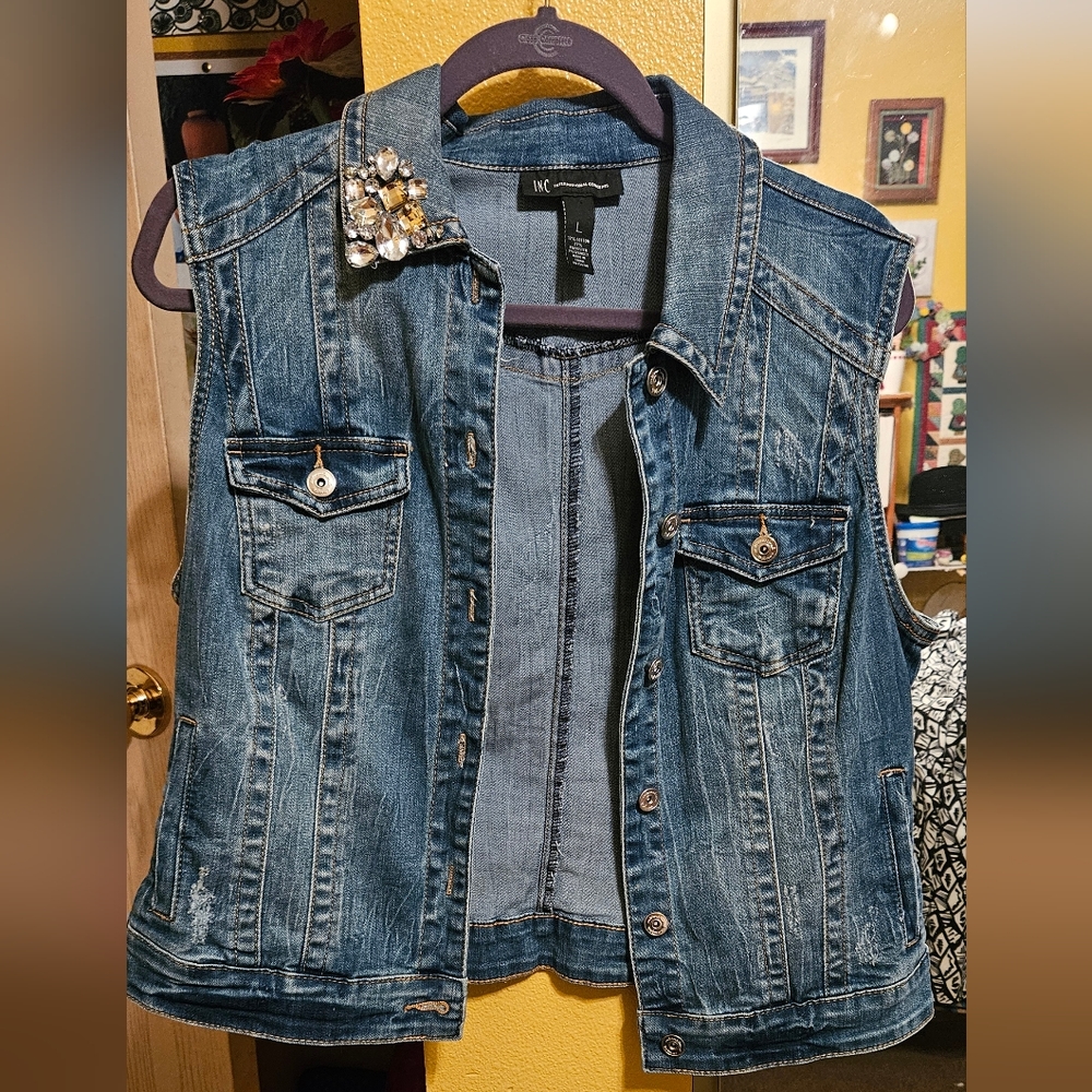 INC International Concepts distressed Denim vest size L. Rhinestones on collar
